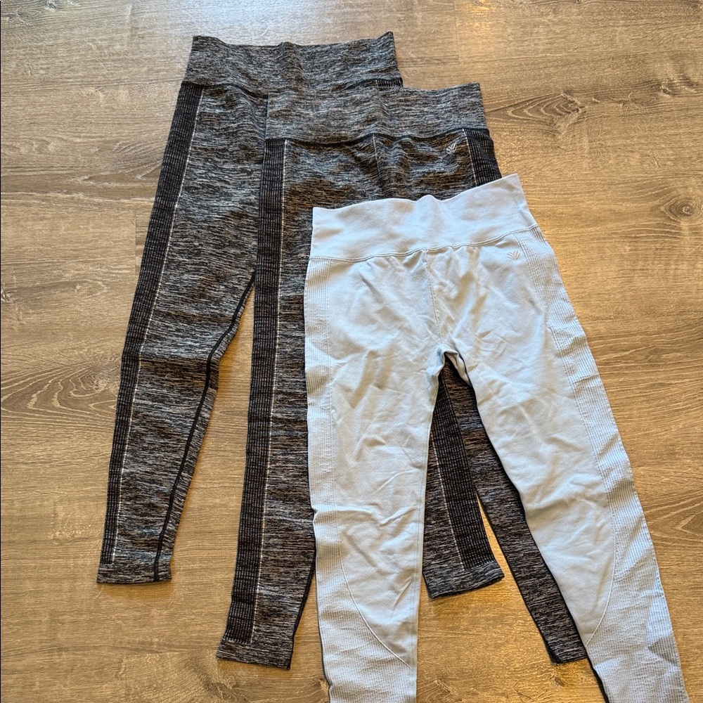 3 pairs forever 21 seamless leggings MEDIUM all 3 for $8